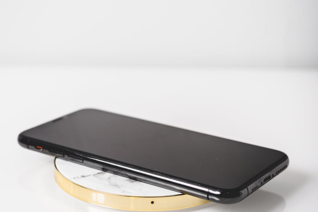 Cutting-Edge Tech Trends Reshaping Home Life for Modern Comfort Image 2