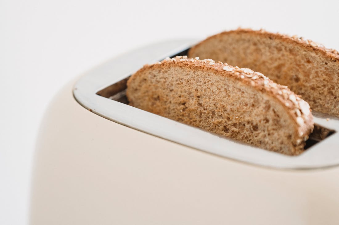 Innovative Tech Gadgets Revolutionizing Home Kitchens for Modern Cooks Image 1