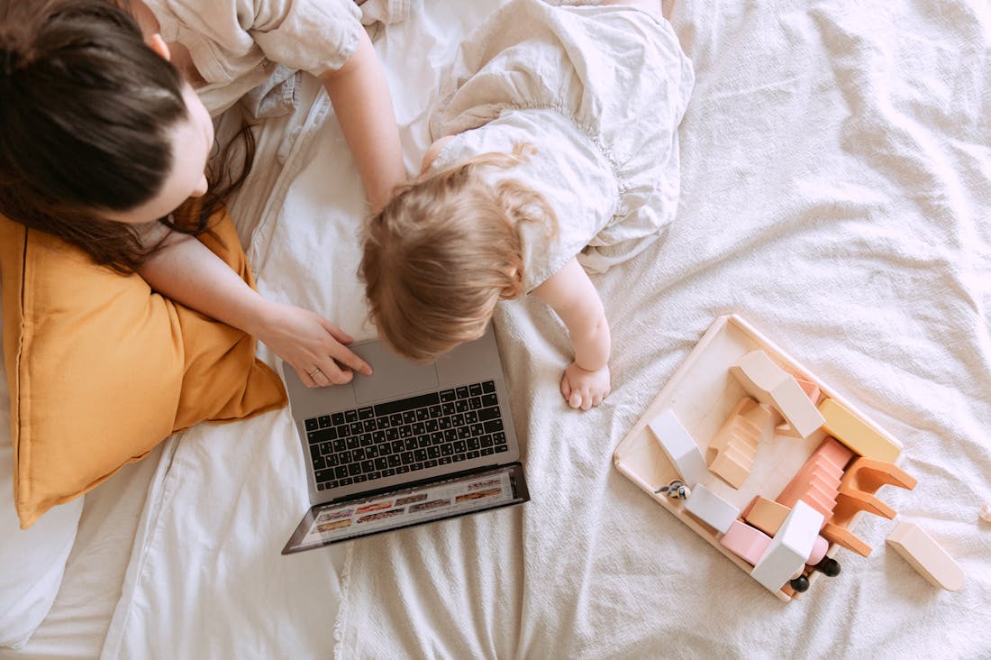 Modern Gadgets Revolutionizing Daily Life: Must-Have Tech for Every Home Image 3