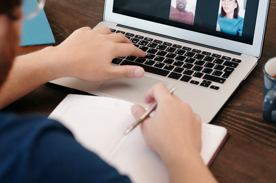 Tech Innovations Reshaping Workspaces in the Modern Economy Image 2