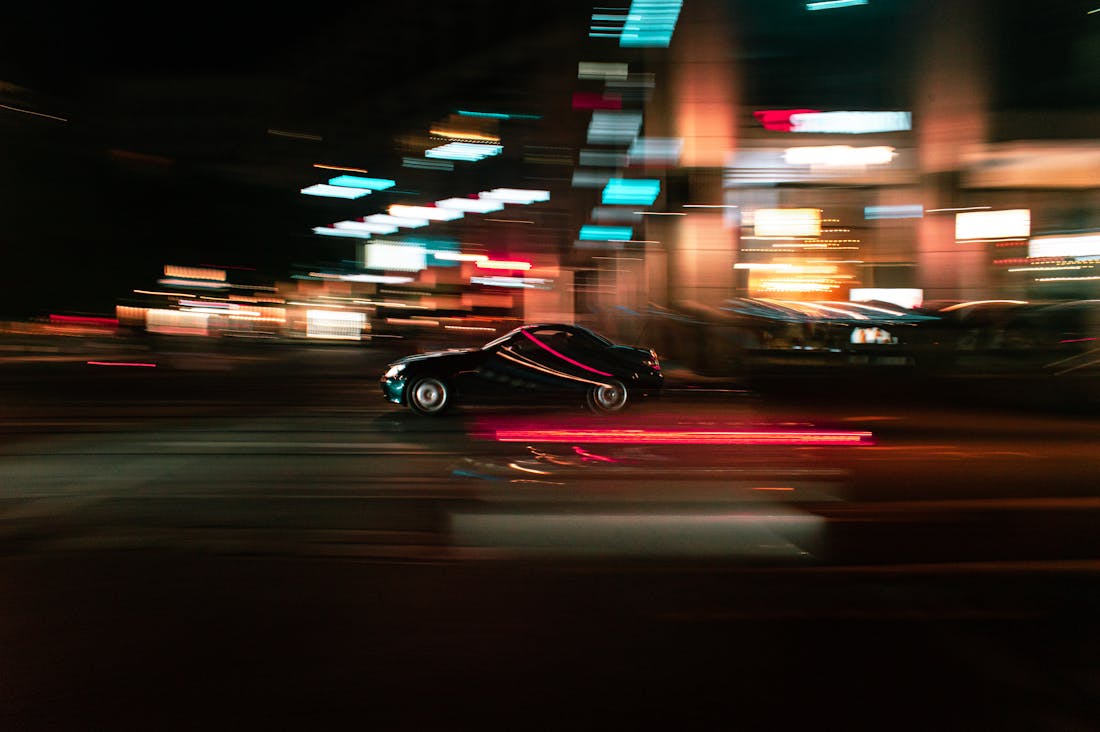 The Rise of Electric Vehicles: Navigating the Future of Auto Technology Image 1
