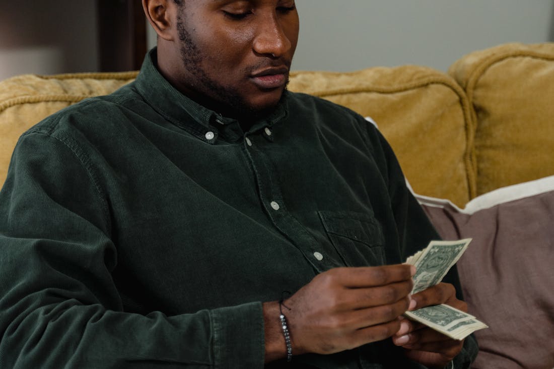 Building a Resilient Mindset for Financial Success Image 2