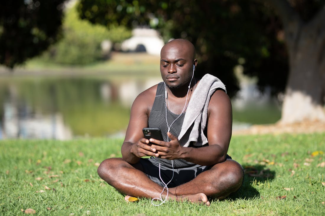 The Intersection of Technology and Lifestyle: Embracing Digital Solutions for Daily Living Image 2