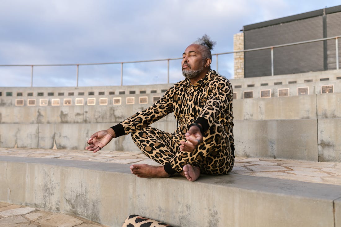 Unlocking the Potential of Mindfulness: How to Integrate Meditation into Your Daily Life Image 2