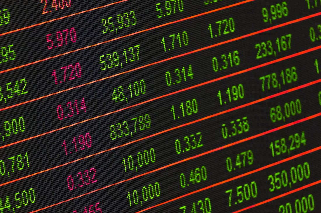 Investing 101: Smart Strategies for Beginners Image 2