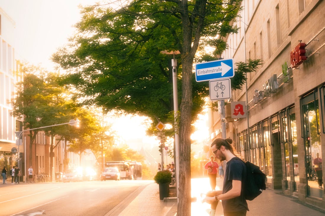 Innovative Technologies Transforming Urban Travel Experiences Image 3