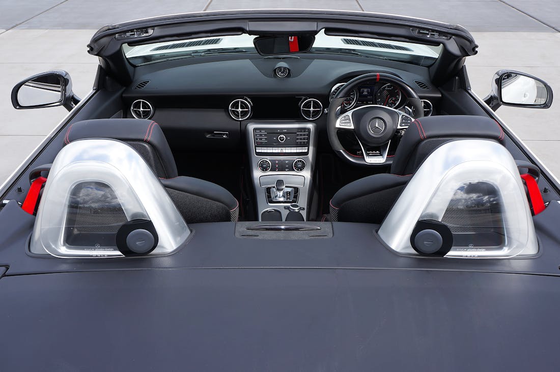 Revamping Your Driving Experience with Smart Car Technology Image 2