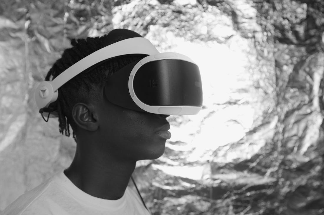 Innovative Tech Trends Shaping Travel Experiences in Today's World Image 3