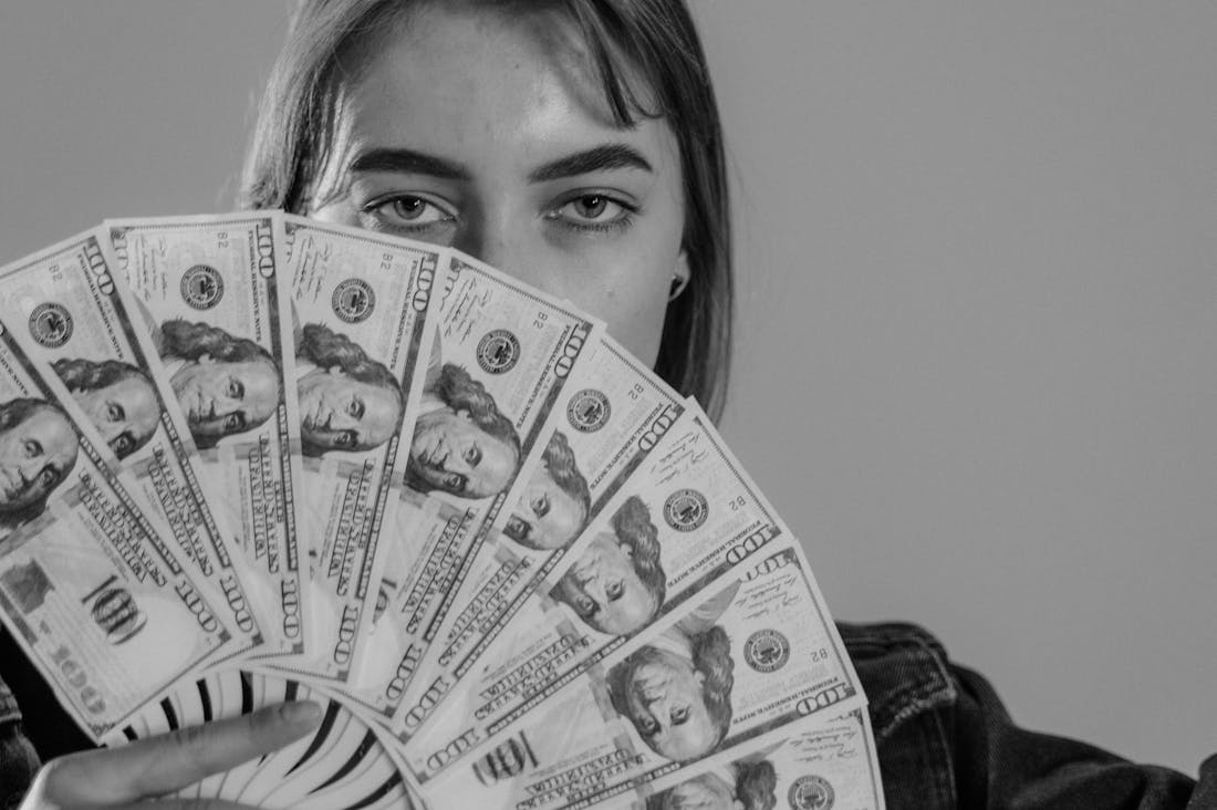 Key Steps for Achieving Financial Freedom in Your Twenties Image 1