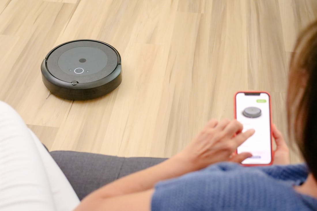 Tech Gadgets that Elevate Everyday Living and Productivity Image 1