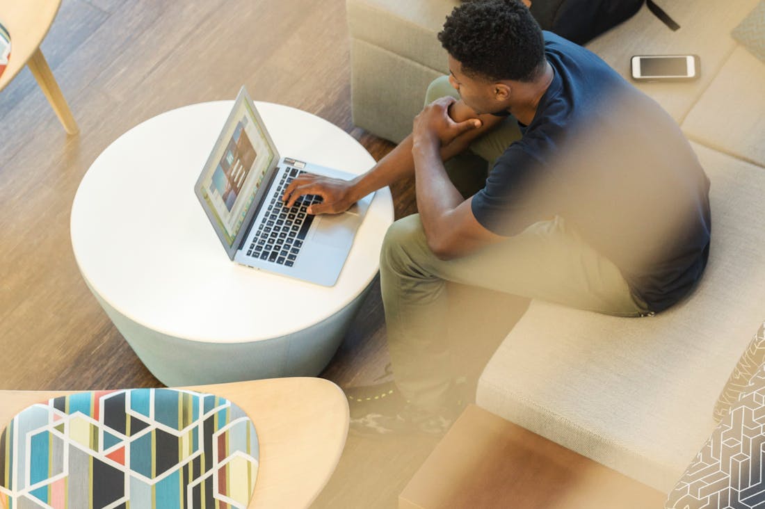 Tech Innovations Reshaping Everyday Life and Workplaces Image 1