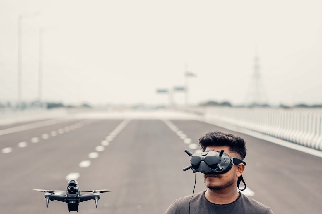 Transforming Your Travel Experience with Smart Tech Gadgets Image 3