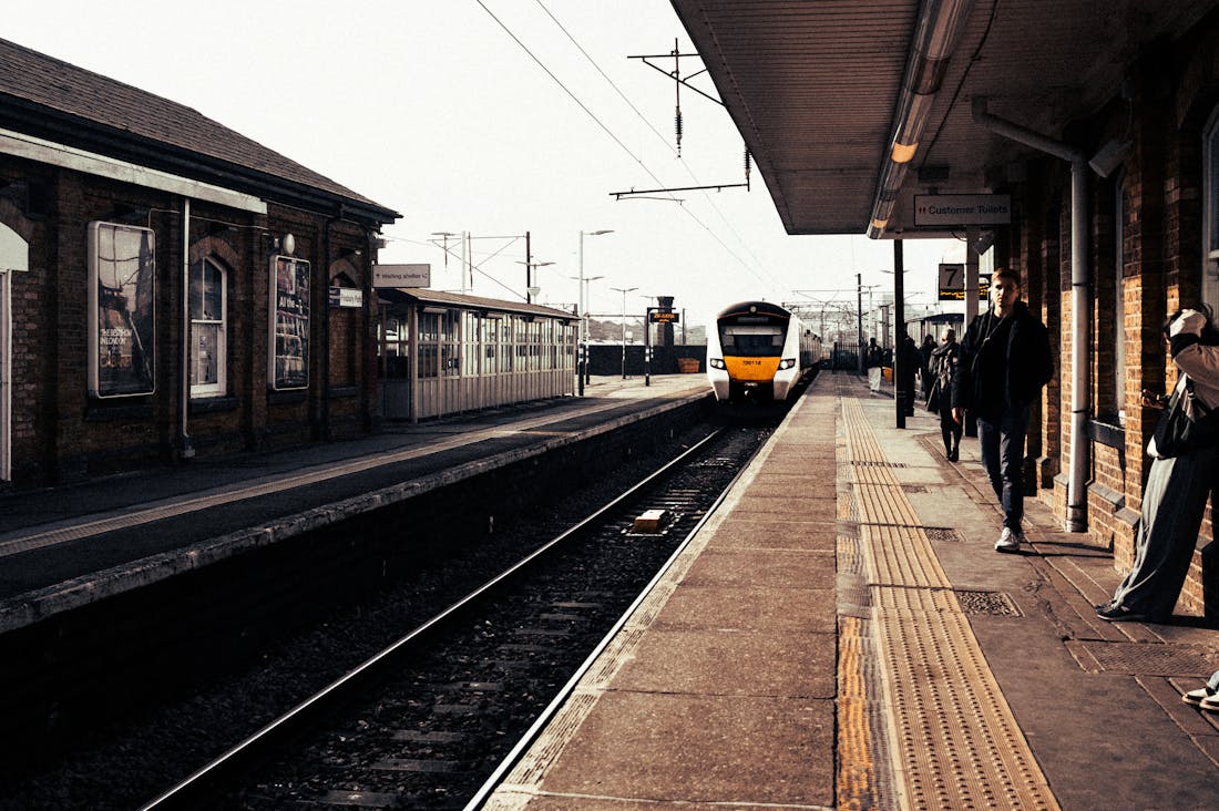 Eco-Friendly Travel Tips for Conscious Explorers Image 2