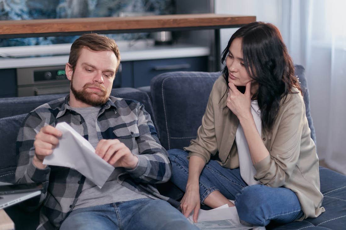 Financial Literacy Essentials for Young Adults Seeking Independence Image 1