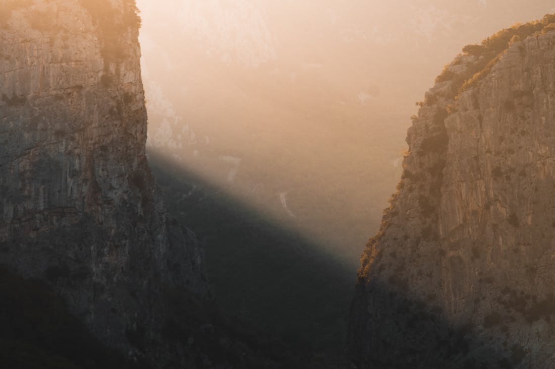 Innovative Travel Strategies for Budget-Conscious Explorers Image 1
