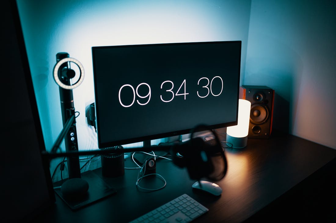 Embracing Technology in Daily Life: How to Manage Screen Time and Improve Digital Wellness Image 2