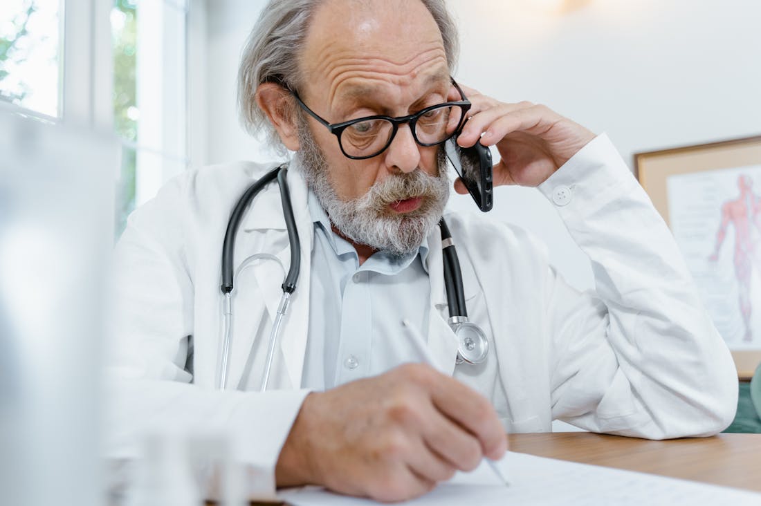 Exploring the Interconnected Worlds of Health and Technology: How Digital Innovations are Transforming Well-being Image 1