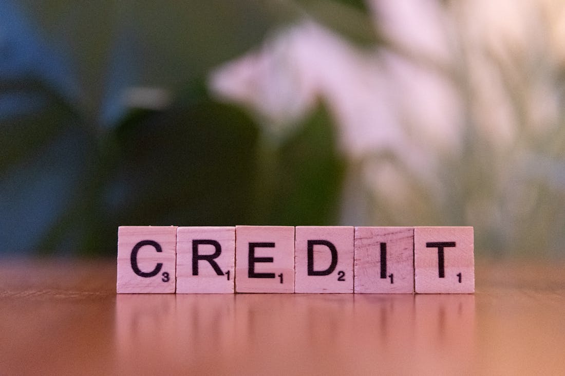 Navigating the Future: Essential Tips for Financial Literacy in an Ever-Changing Economy Image 1