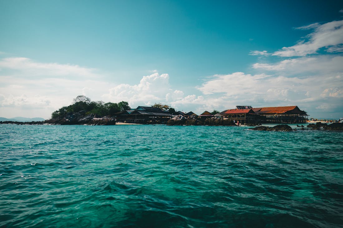 Rediscovering Adventure: A Deep Dive into Sustainable Travel for the Modern Explorer Image 2