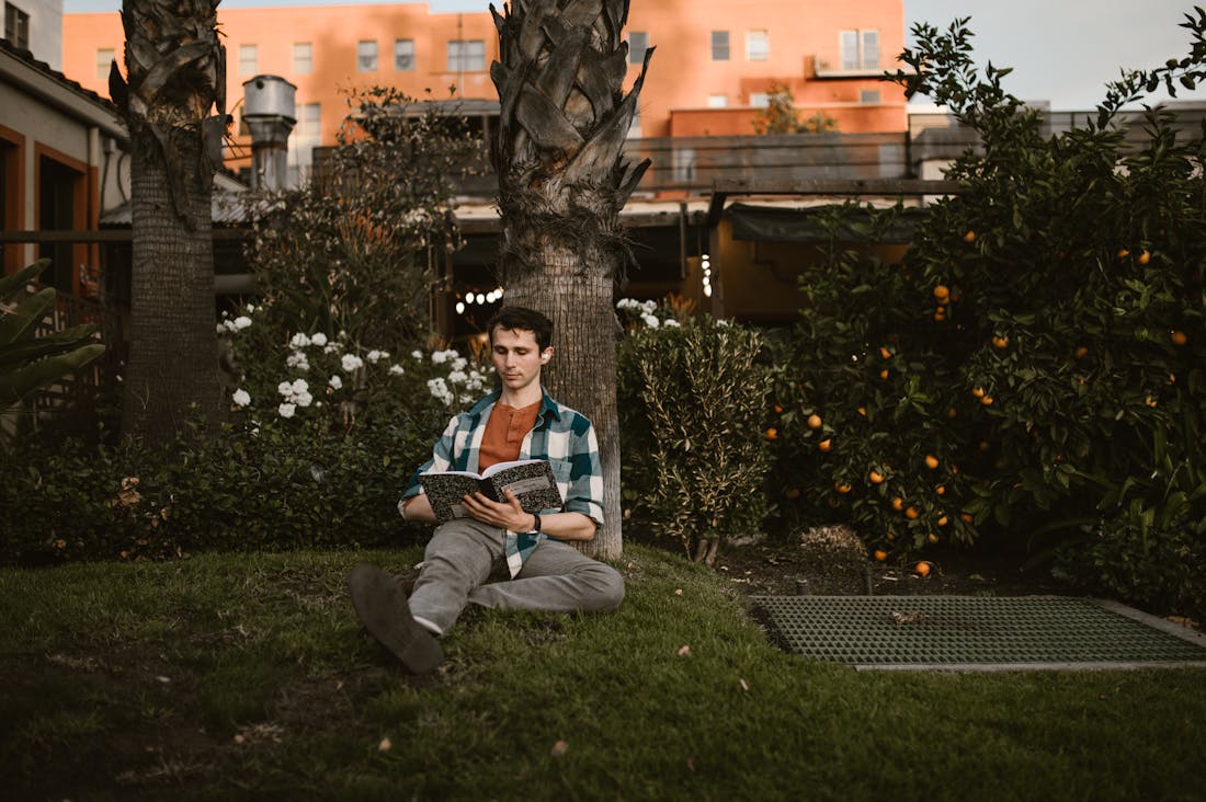 The Art of Mindful Living: Integrating Mindfulness into Your Daily Routine