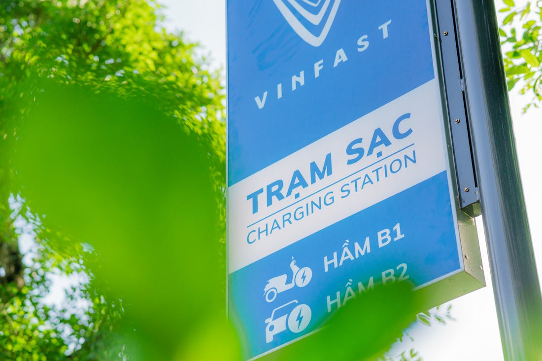 The Future of Electric Vehicles: An In-Depth Look at Innovations and Sustainable Practices Image 3
