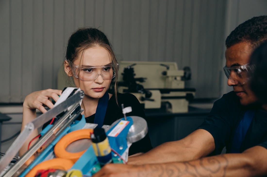 The Future of Technology: How Innovations in AI, Sustainability, and Connectivity Are Reshaping Our Lives Image 1