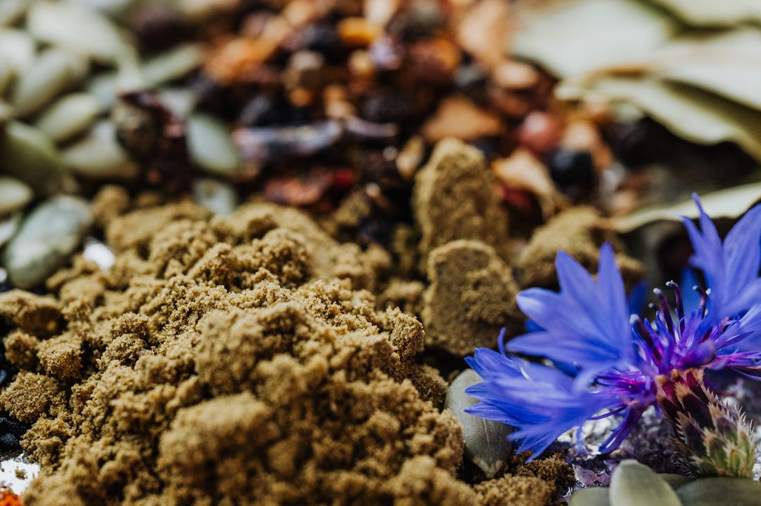 Boosting Health Through Balanced Nutrition and Mindful Eating Choices Image 1