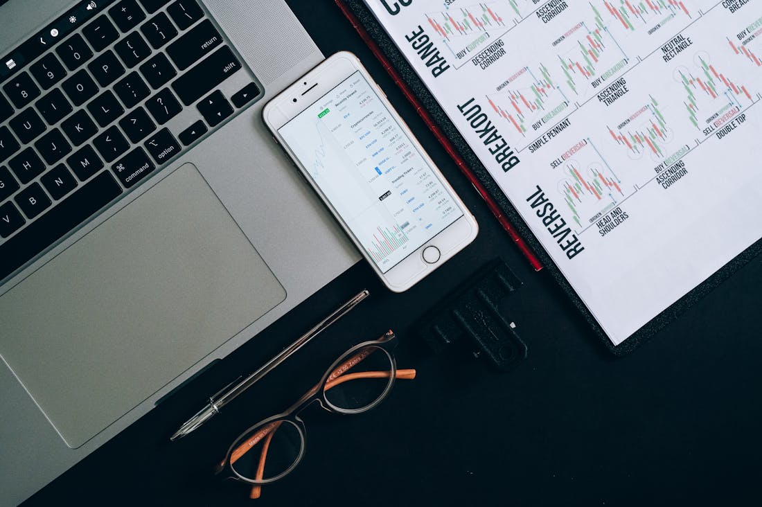 Financial Health: Building Strong Money Management Habits Image 2