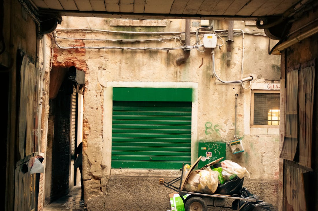 Innovative Travel Tips for a More Enjoyable and Budget-Friendly Experience Image 2