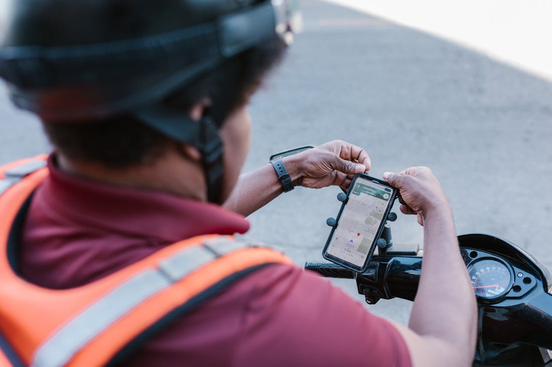 Reimagining Your Commute: Innovative Ways to Travel Sustainably Image 1
