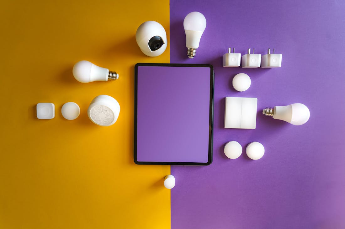 Tech Gadgets That Enhance Everyday Life Without Breaking the Bank Image 1