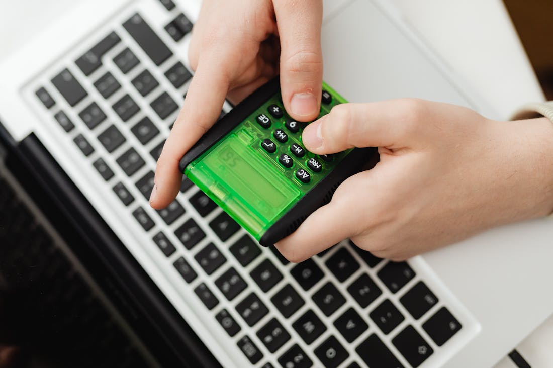 Tech Gadgets That Enhance Everyday Life Without Breaking the Bank Image 3