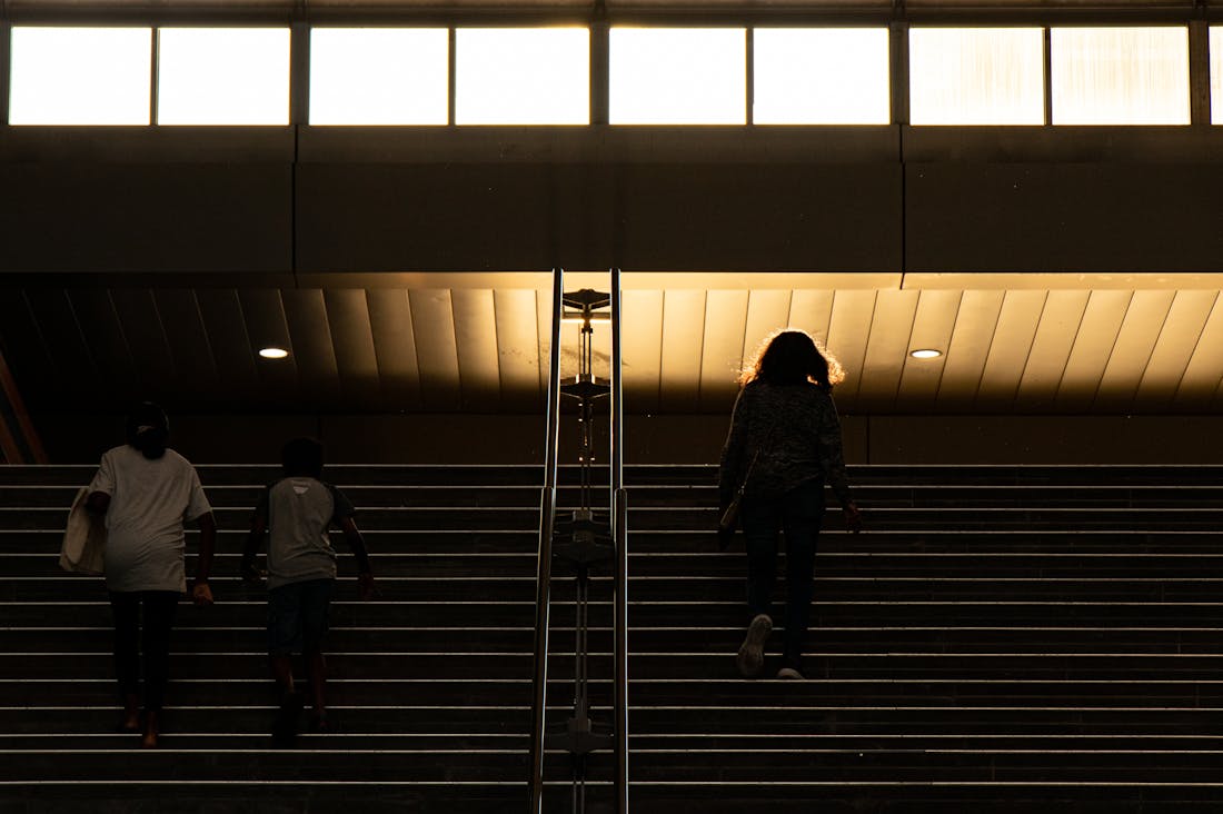 Mastering Personal Safety: Vital Tips for Everyday Situations Image 2