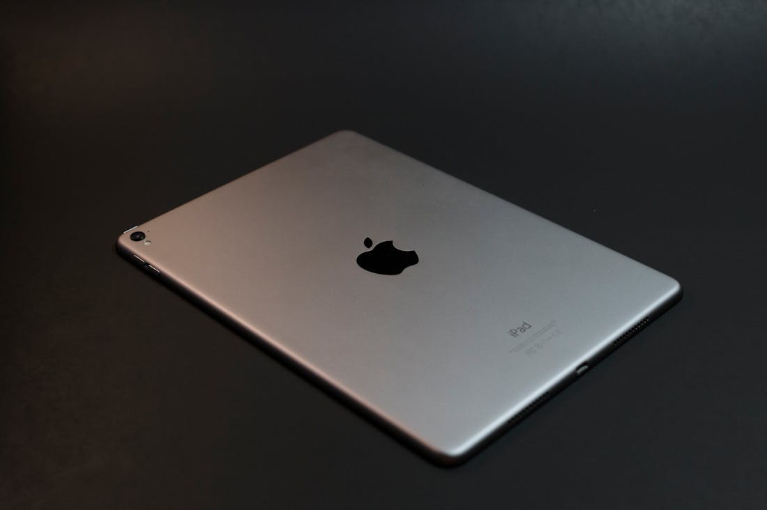 Enhance Digital Life with Essential Tech Tools for Everyday Use