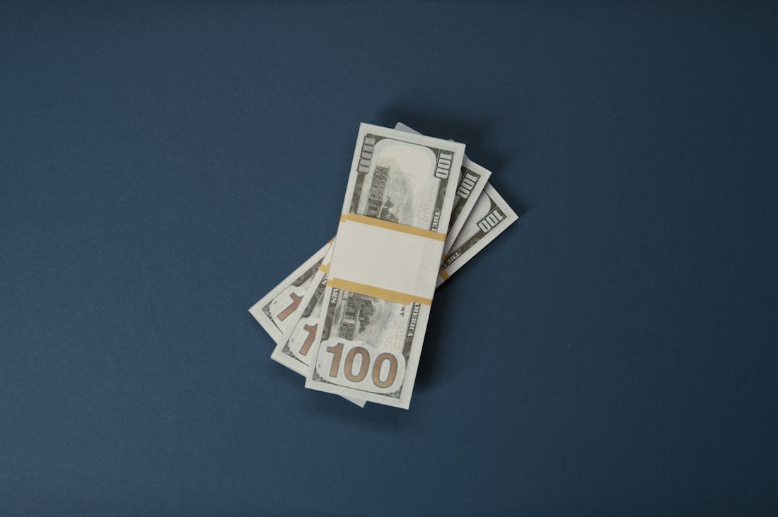 Essential Financial Habits for Long-Term Wealth Building Image 3