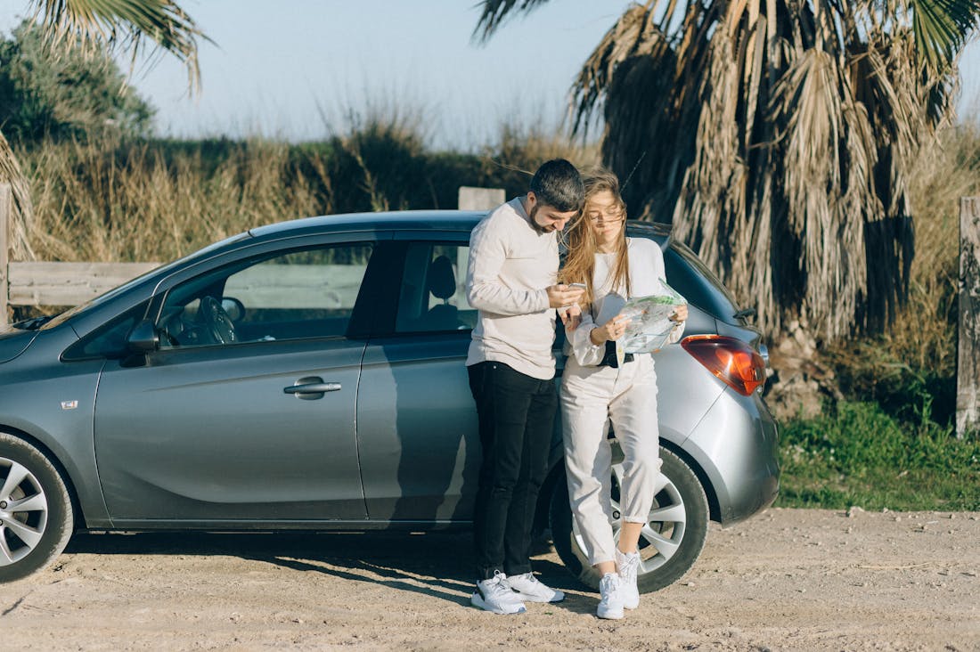 Essential Tips for Effortless Road Trips with Family and Friends Image 1