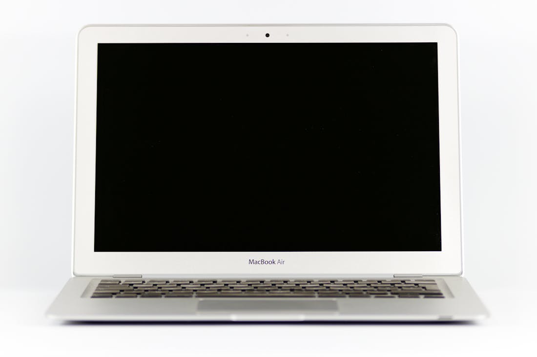 Revolutionary Tech Gadgets Reshaping Everyday Living Image 1
