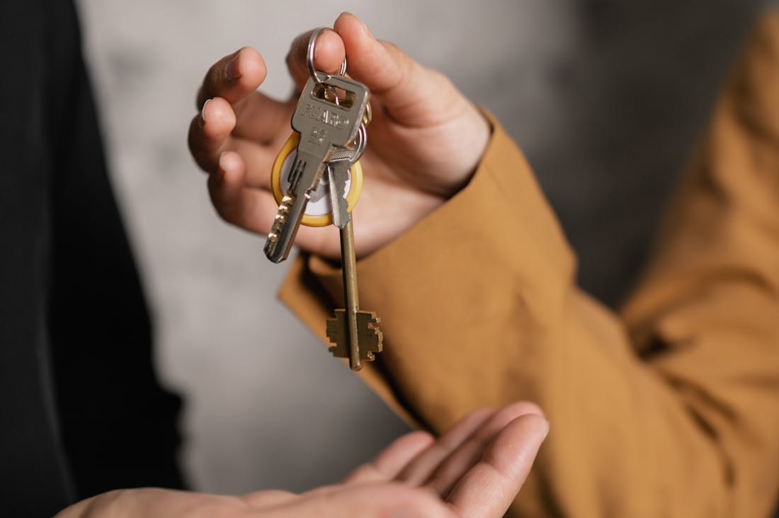 Savvy Investment Choices for Building Long-Term Wealth Image 2