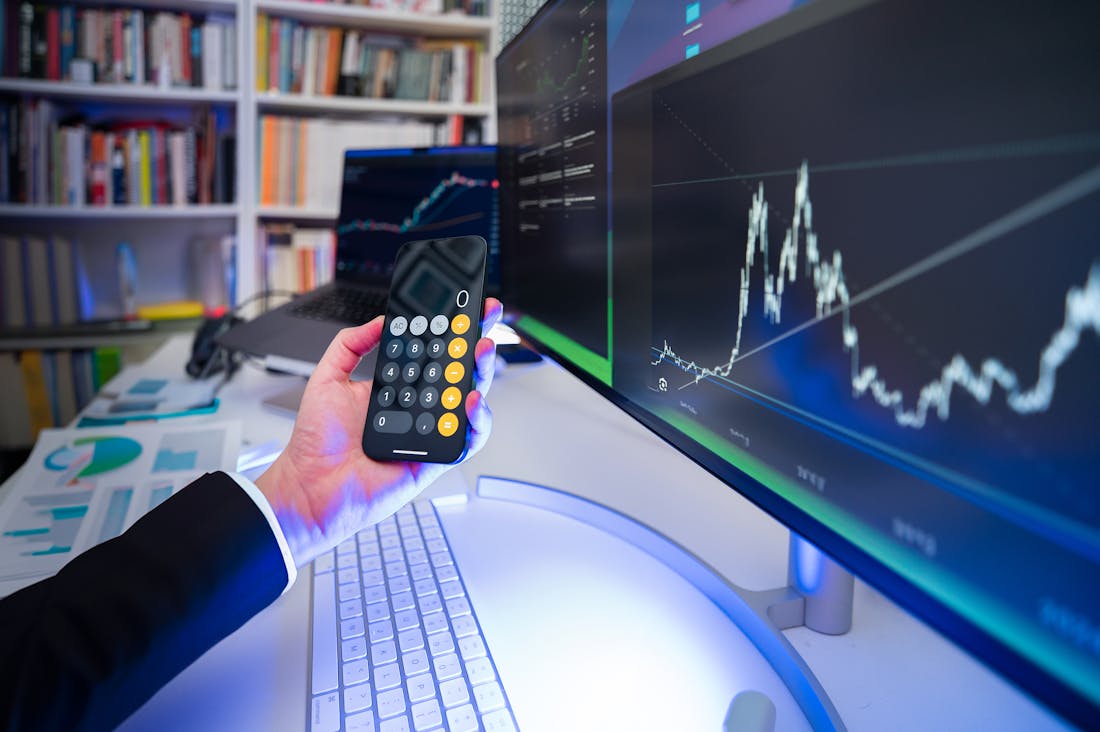 Staying Financially Fit: Smart Budgeting Techniques for Everyone Image 3