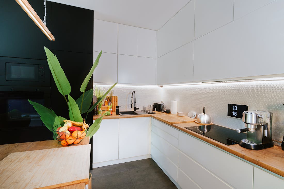 Tech Innovations Revolutionizing Daily Living in Today's Society Image 1