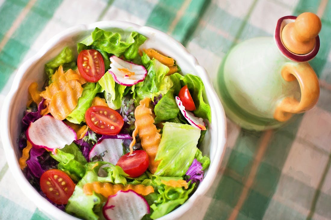 Boosting Immunity Naturally with Everyday Foods and Habits Image 1