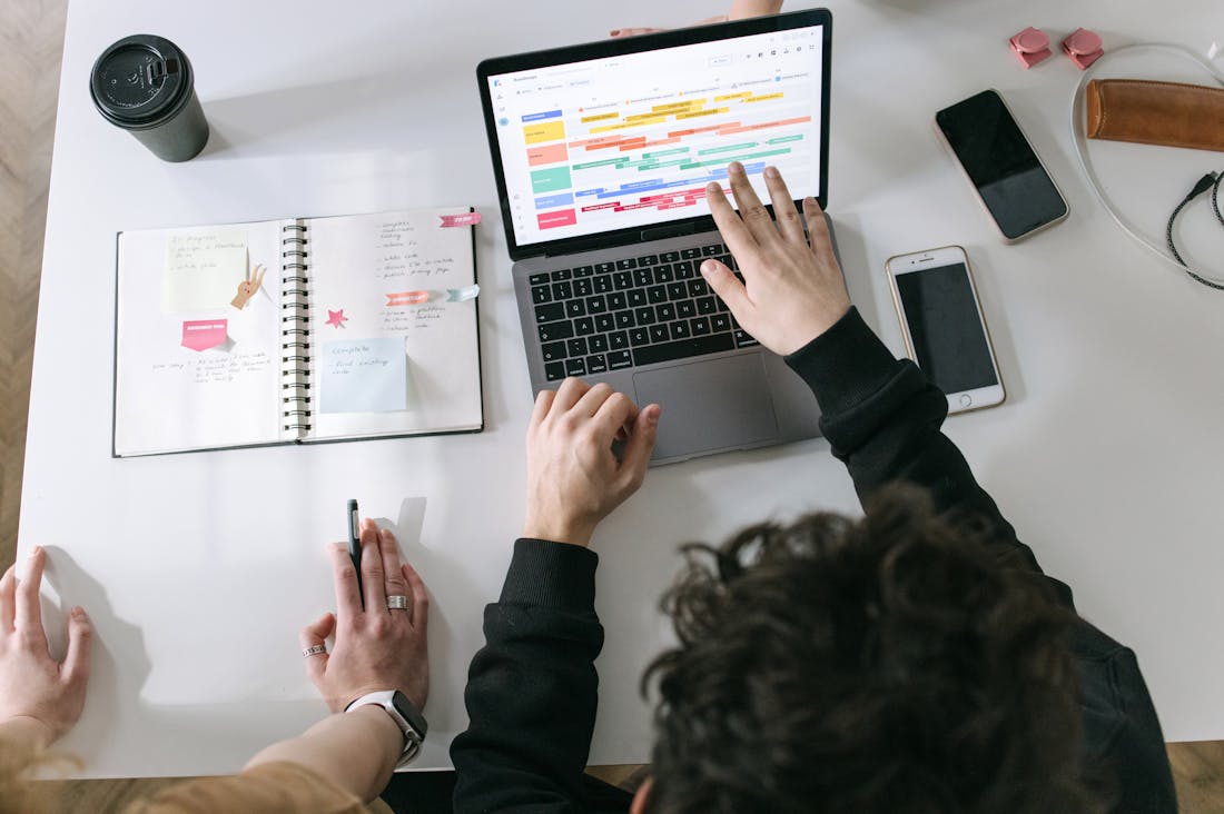 Modern Tech Gadgets to Enhance Everyday Life