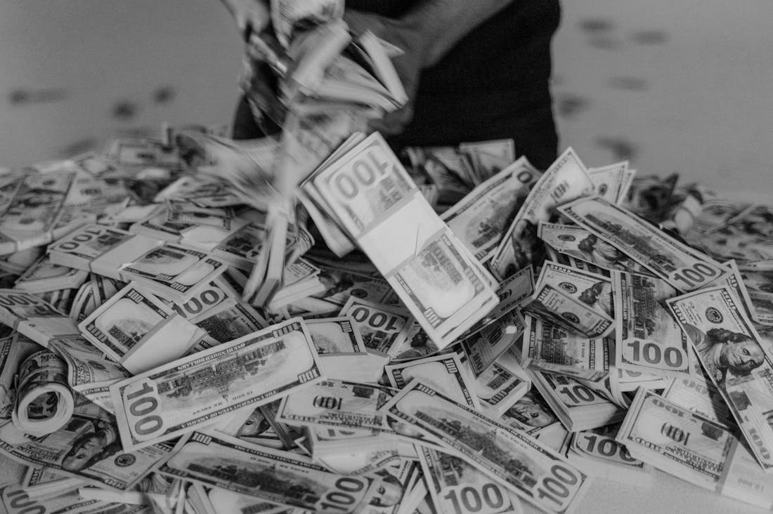 Financial Independence through Smart Investment Strategies Image 1