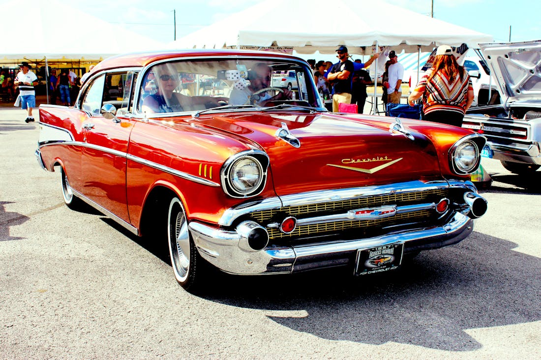 Unlocking the Vintage Charm: The Growing Appeal of Classic Cars in Modern Culture Image 2
