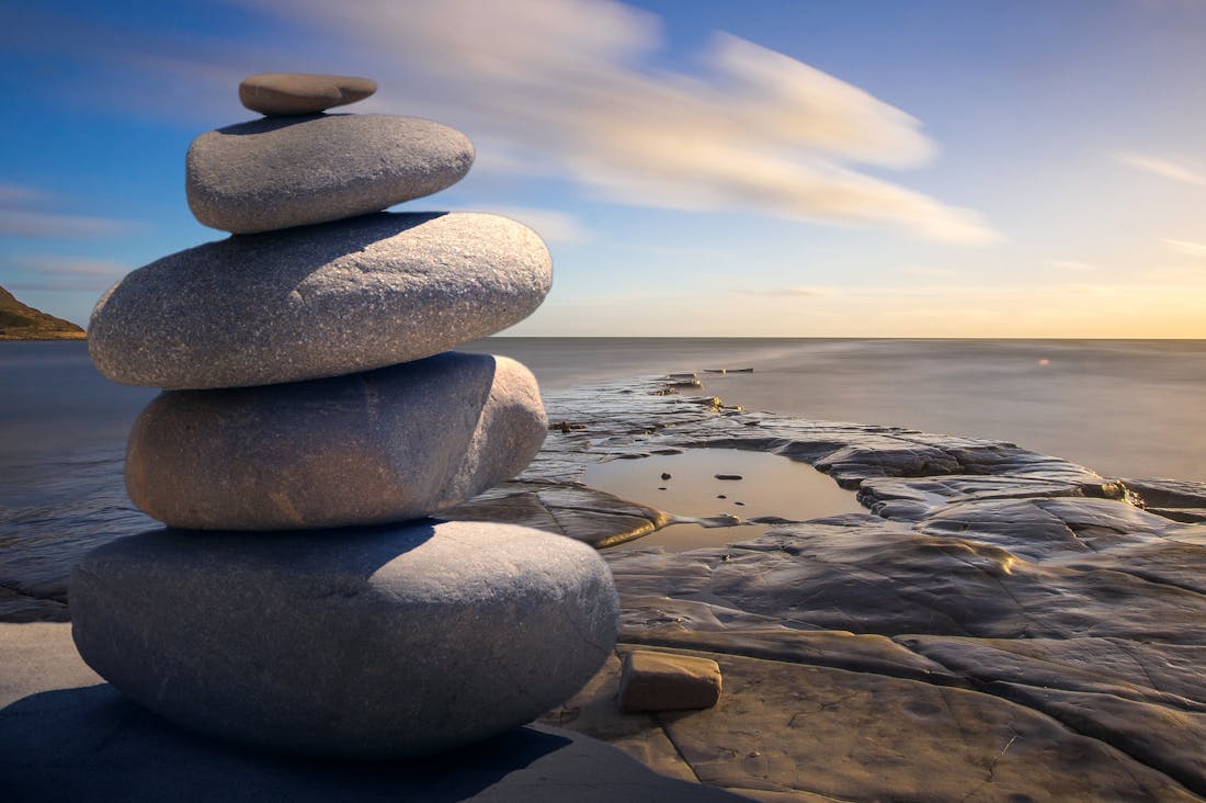 Key Strategies for Investing in Today's Dynamic Market Image 2
