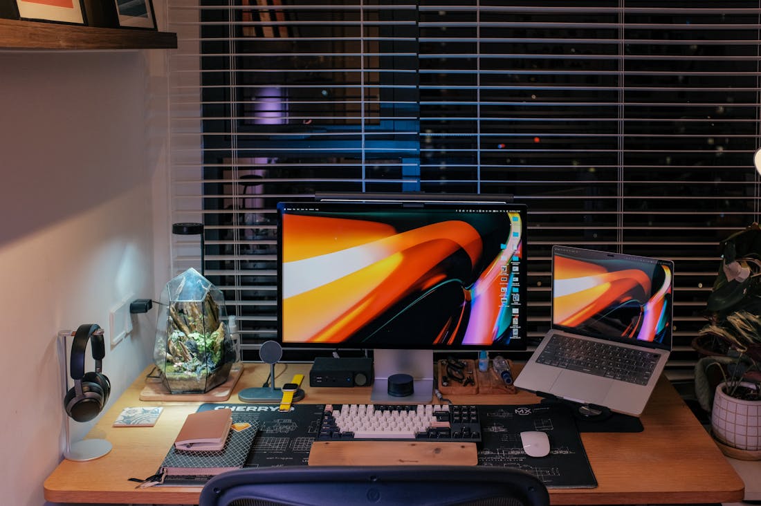 Revamping Daily Routines with Tech Gadgets for Better Productivity Image 1