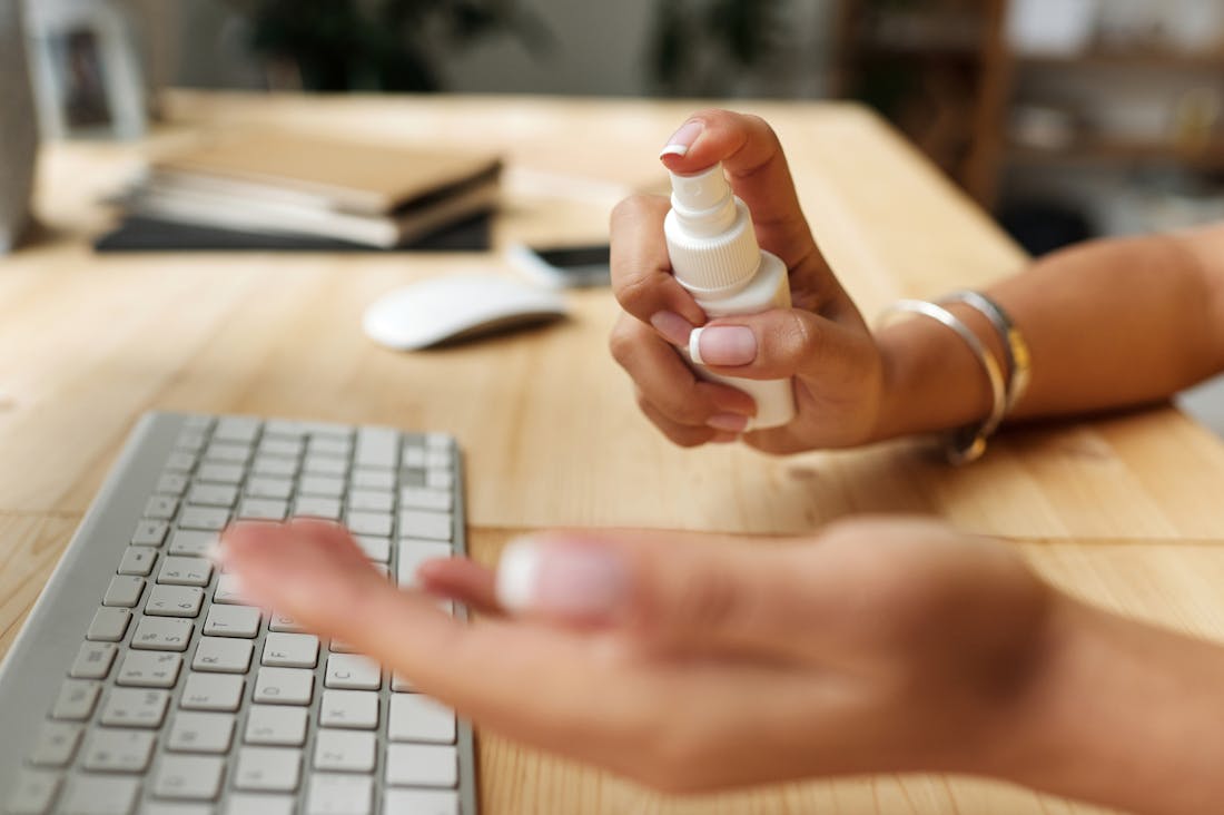 Harnessing Technology for a Healthier Lifestyle: Integrating Smart Gadgets into Your Daily Routine Image 2