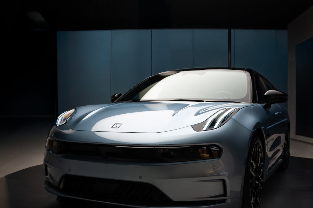 Revving Up Your Knowledge: The Critical Role of Automotive Technology in Today's Driving Experience Image 3