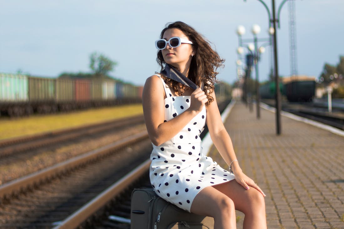 10 Essential Tips for Traveling Smart in 2023