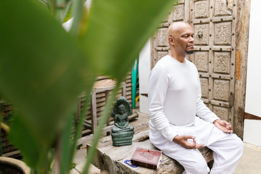 Thriving on the Road: Techniques for Stress-Free Travel Experiences Image 3
